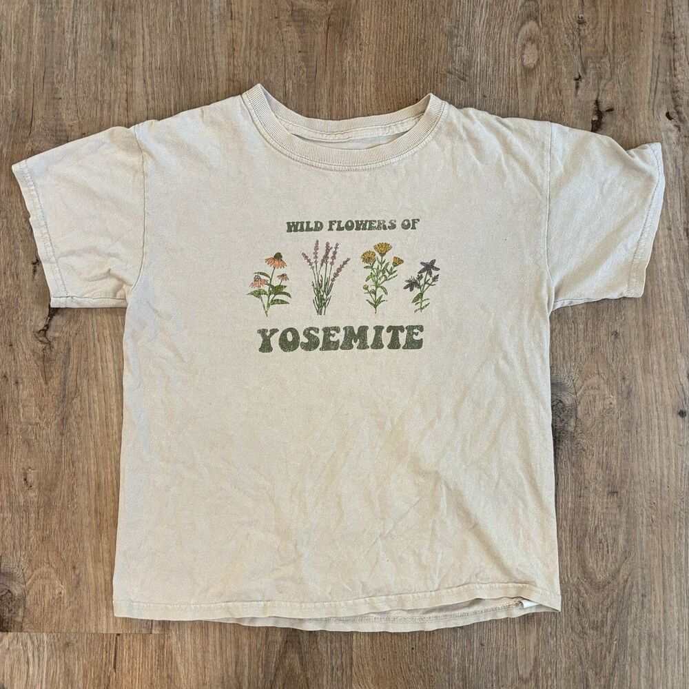 Full Tilt 2T Beige Yosemite Wild Flowers Graphic Tee 100% Cotton Crew Neck